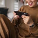 Taskussa pelaaminen – miten mobiili muutti kaiken